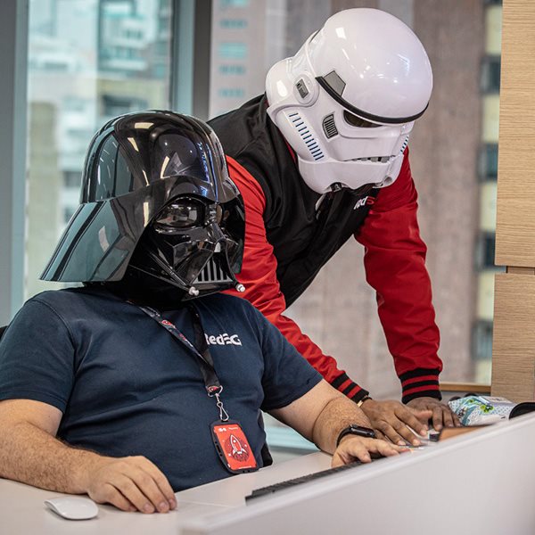 Red5G Collage Photo 0