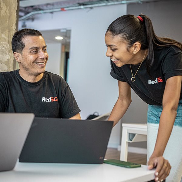 Red5G Collage Photo 3