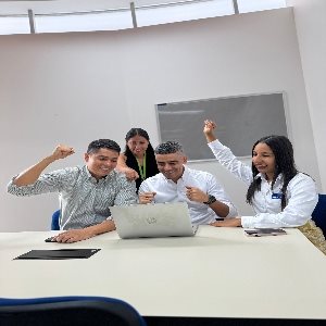 AGENCIA DE EMPLEO COMFANDI Collage Photo 0