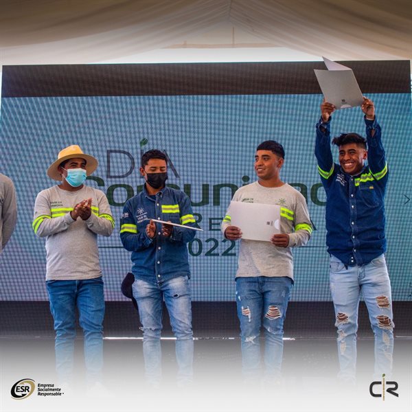 Complejos Residenciales Collage Photo 4