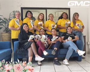 GMC MULTISERVICIO  Collage Photo 3