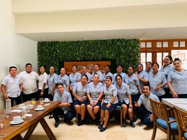 Corporativo Diestra Hoteles Collage Photo 4