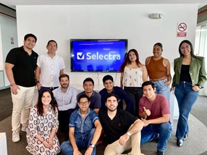 Selectra Collage Photo 0