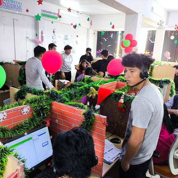 FAGUEL & JESS EIRL Collage Photo 2