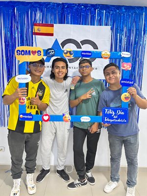 ACC- América Contact Center Collage Photo 3