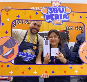 3eriza Collage Photo 4