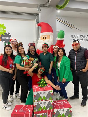 Contacto Eficaz  Collage Photo 2