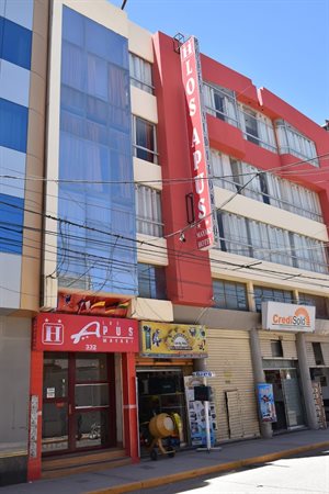 HOTEL LOS APUS Collage Photo 0